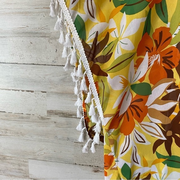 NWT Hawaiian Floral Tassel Kimono Medium - Picture 2 of 8